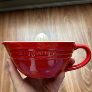 Le Creuset Citrus Juicer